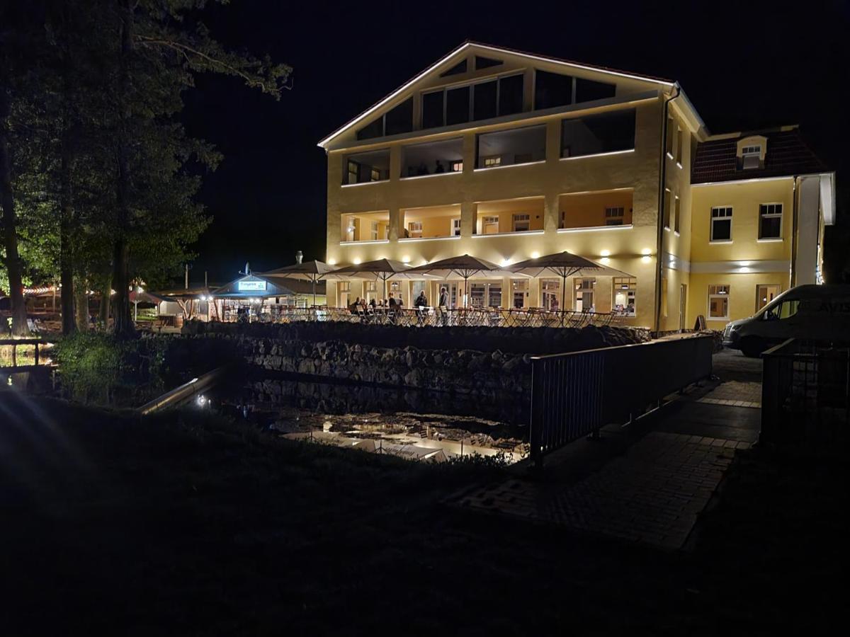 Hotel & Ferienpark Fleether Muehle Mirow Buitenkant foto